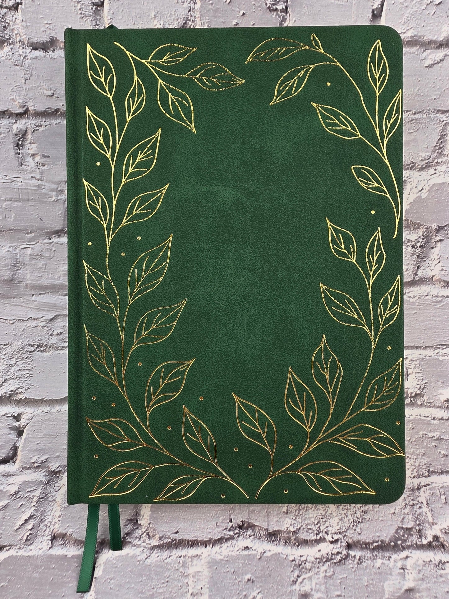 A5 Journal / Notebook / Scrapbook Grid Dot 96 Seiten (160gsm) Green Leaves