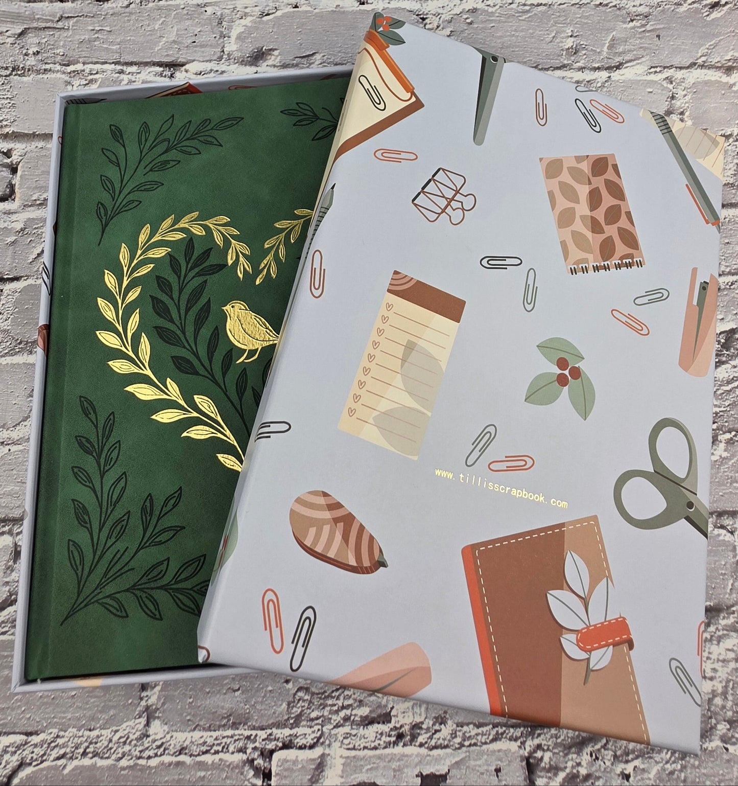 A5 Journal / Notebook / Scrapbook Grid Dot 96 Seiten (160gsm) Green Bird