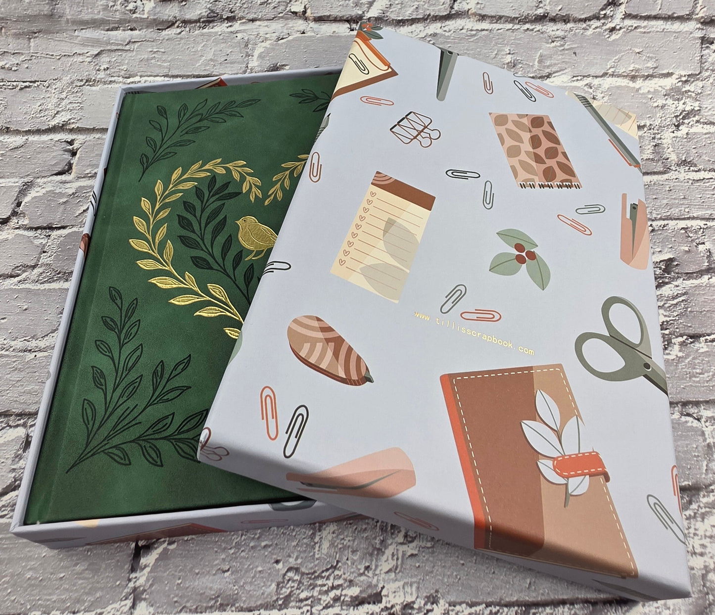 A5 Journal / Notebook / Scrapbook Grid Dot 96 Seiten (160gsm) Green Bird